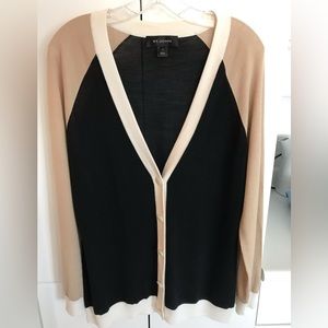 Exclusive ST JOHN Tan & Black All Season Light Weight Cardigan, M